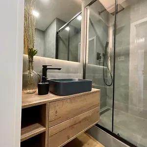 Luxusní Nově Zrekonstruovaný Apartmán 2kk - 47m2 - Centrum Apartmán Ostrava